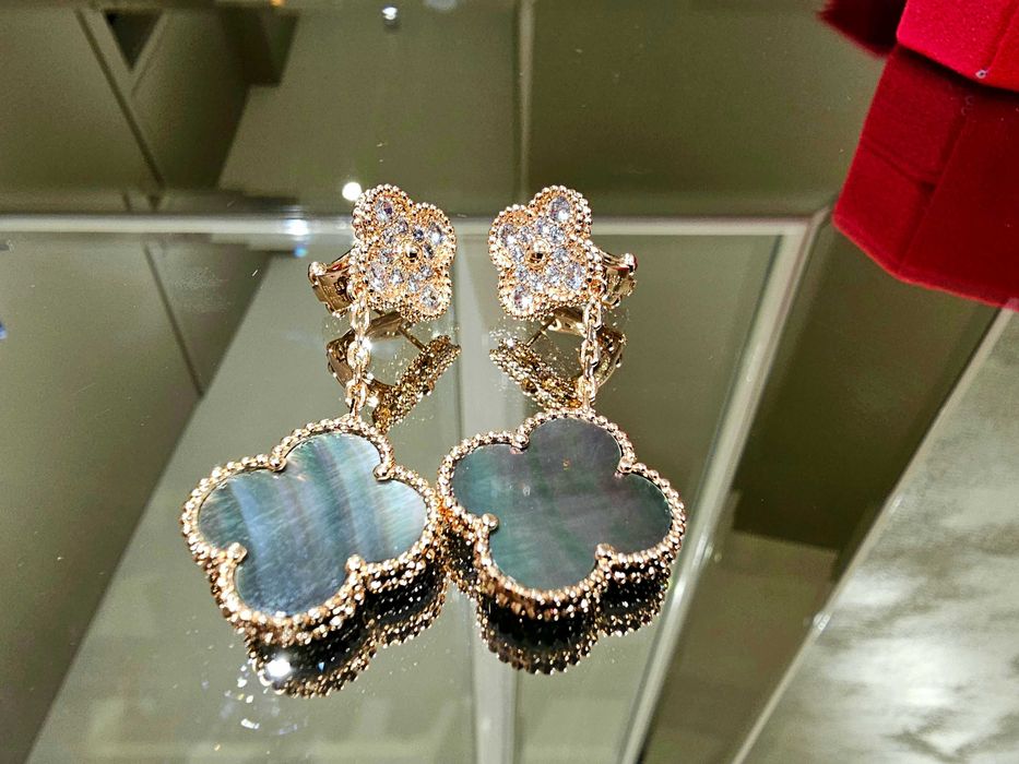 Van Cleef & Arpels VCA Rose Gold Dark Mother Pearl Magic Дамски Обеци
