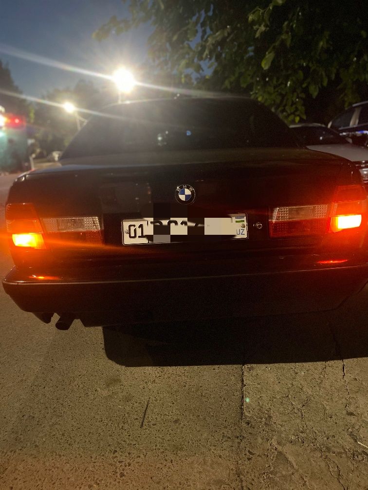BMW E34 M20B20 1990