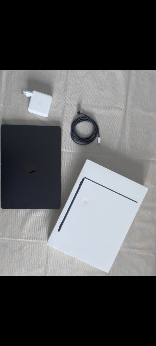 ноутбук MacBook Air M2