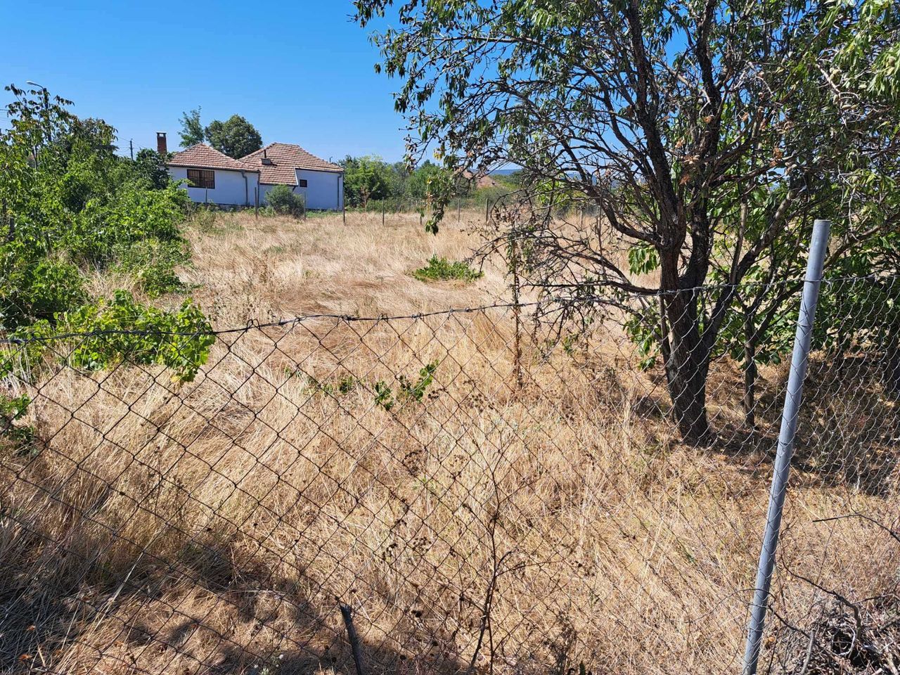 Продава се Парцел в с. Оризаре, Област Бургас - 1040 кв.м за 19 €/кв.м - Снимка #4