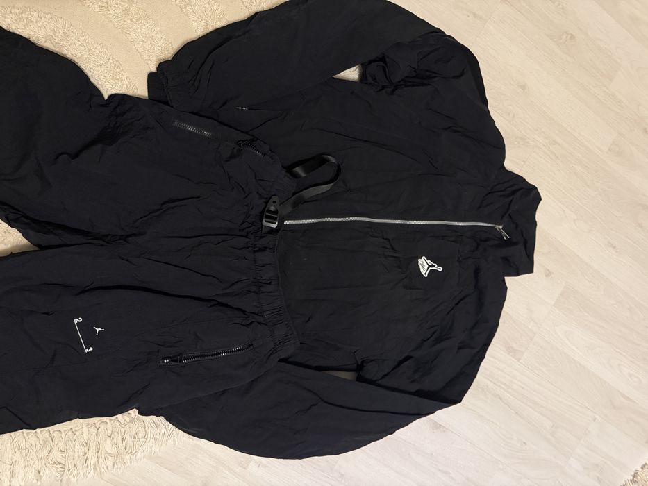 Haine under armour , nike si adidas