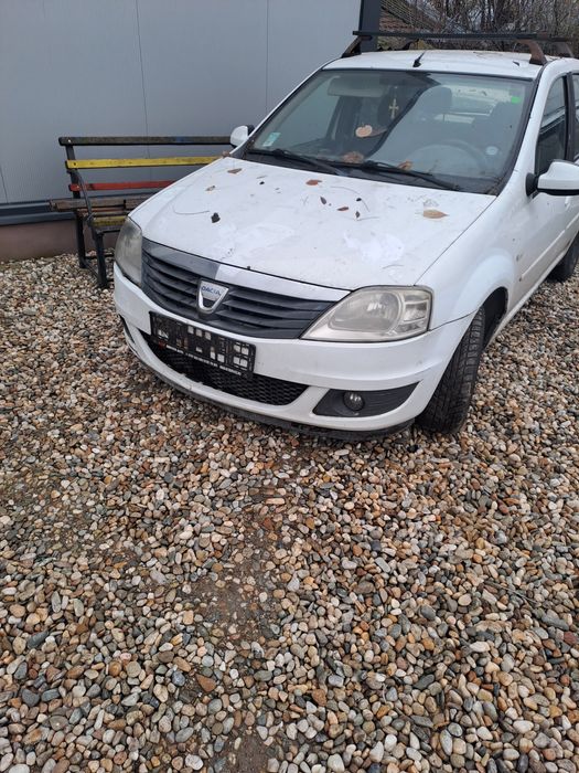 Vand Dacia Logan 2009pentru dezmembrat