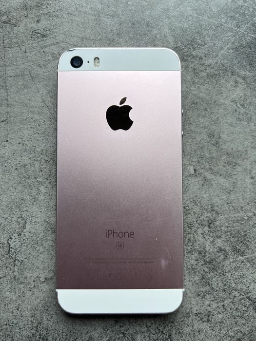 Iphone SE rose gold