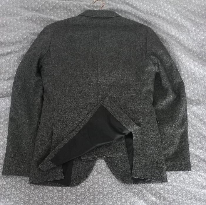 Costum jack&jones mărimea 48 perfect pentru un s