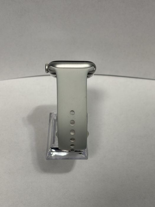 MDM vinde: Apple Watch Seria 8, cellular/LTE, 45mm, Silver.