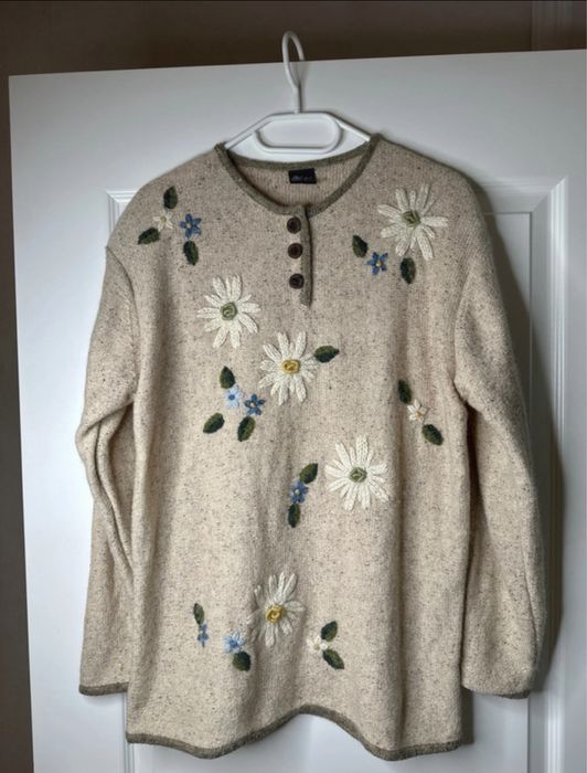 Bluză C&A cu lână și mătase în compoziție