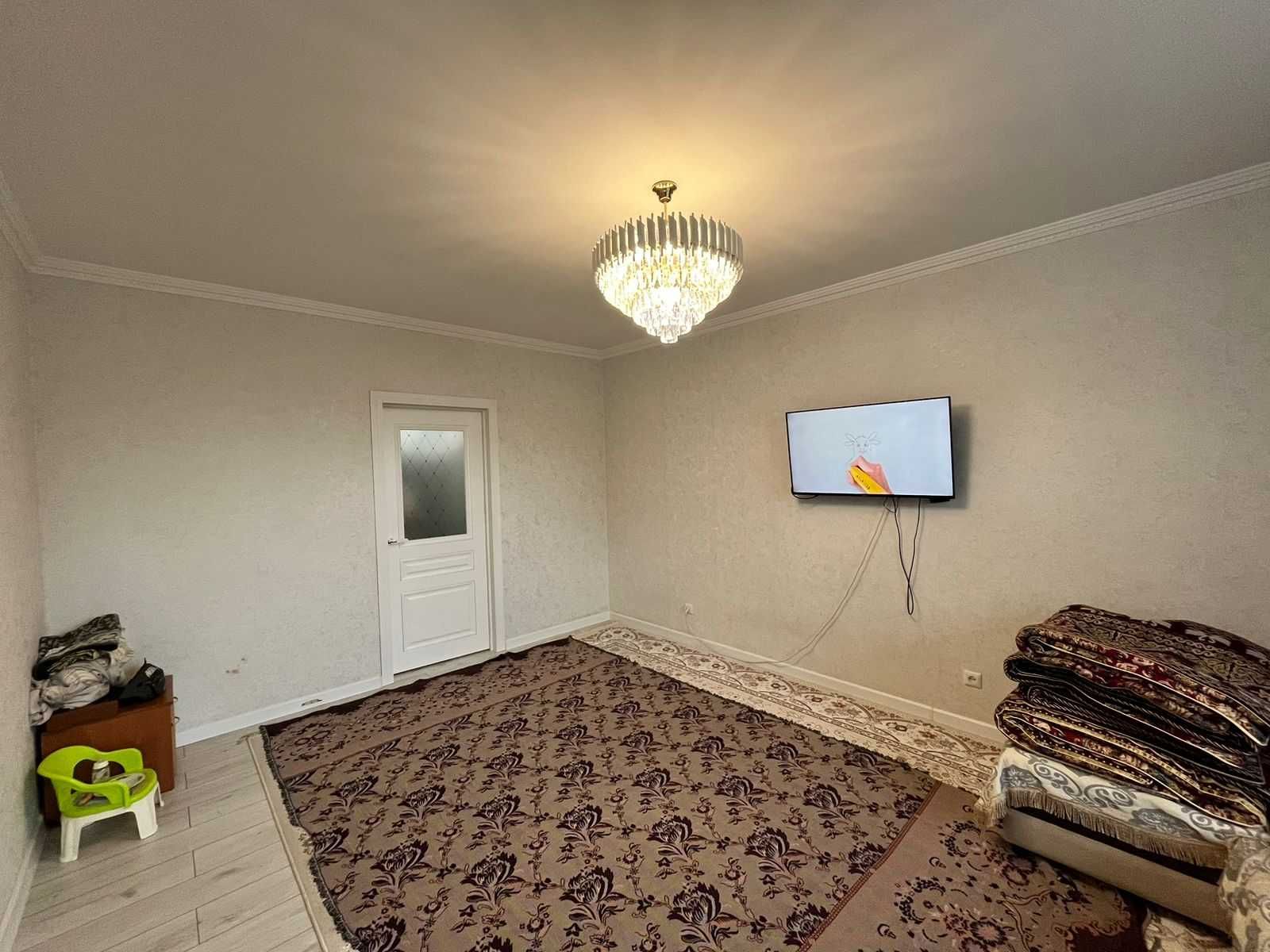 о.Срочно! Продадим 3-х ком кв в, ЖК "Нипи"! 101 кв.метр, дом кирпичный