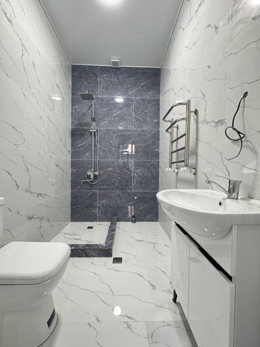 Сотилади Факат нахтга УчКахрамонПостидан кирганда Участка