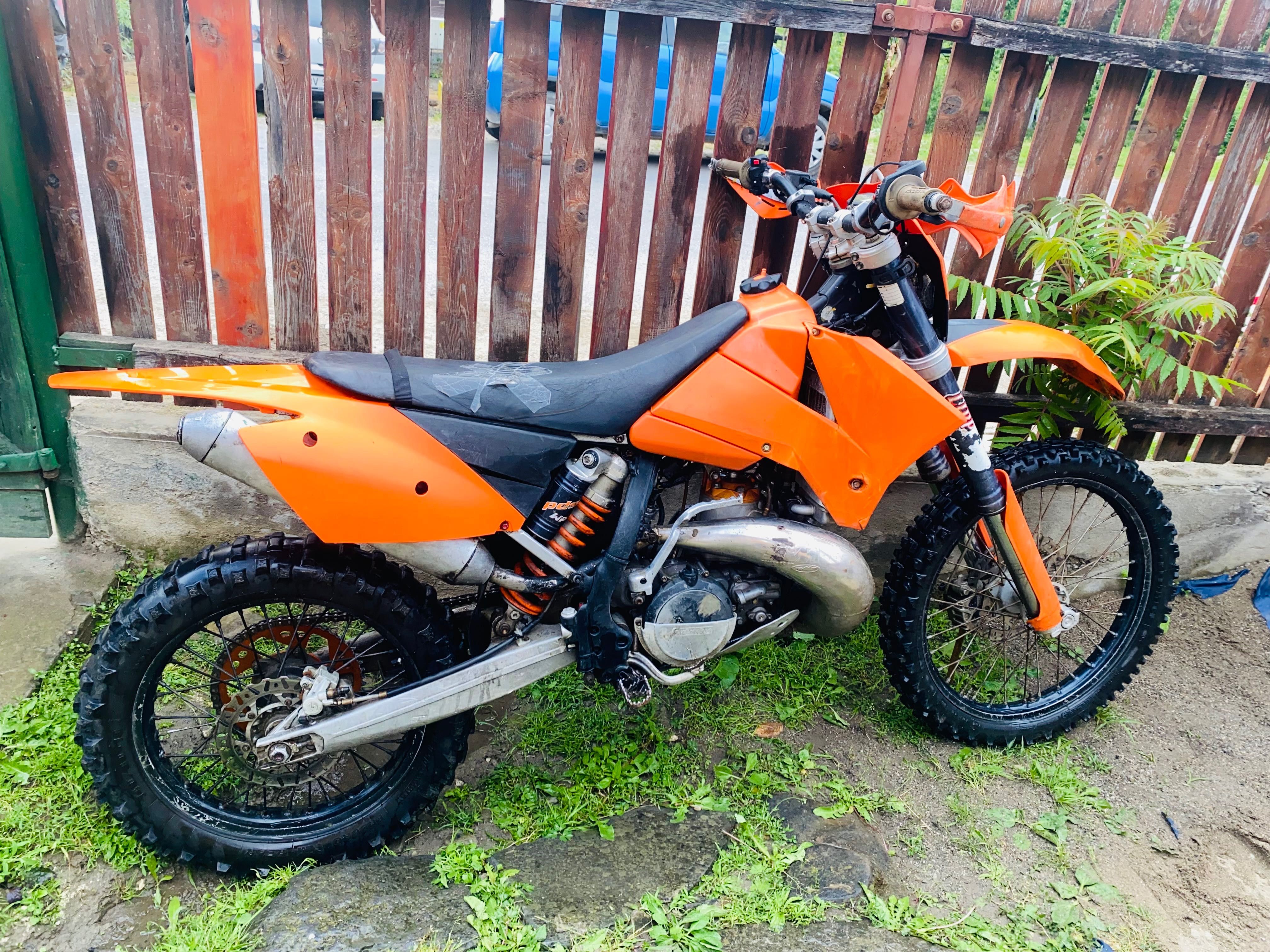 KTM 300 motocicleta