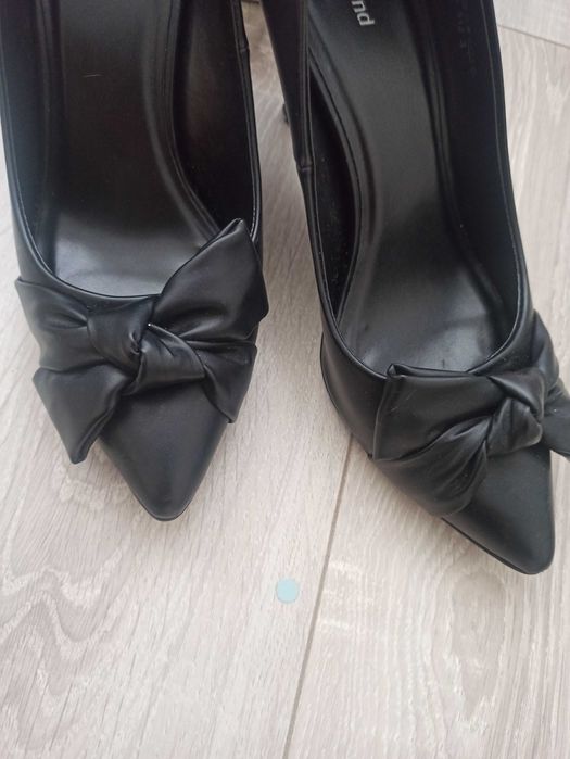 Pantofi Stiletto cu fundiță mărime 40