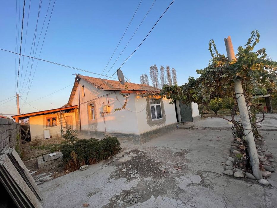 Продам дом в Юкори Чирчикский район(Янги Тошкент)12 соток