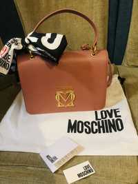 Чанта Love Moschino