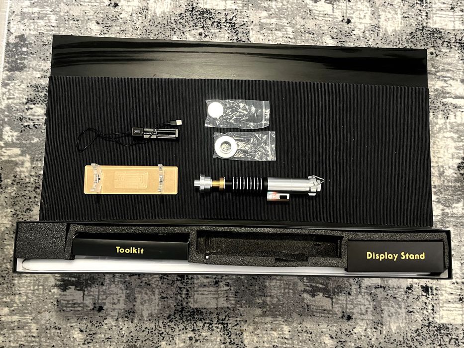 TXQ Star Wars Luke Skywalker Lightsaber (Mandalorian Ver.)