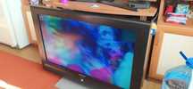 Продавам lcd телевизор грундиг grundig