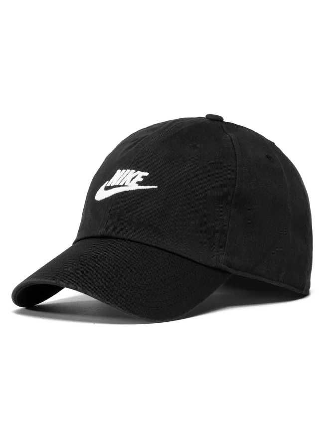 Шапки с козирка на Nike