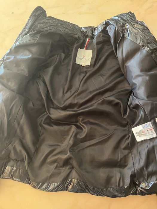 Moncler geaca originala