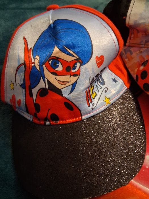 Ghiozdan și Șăpci Miraculos