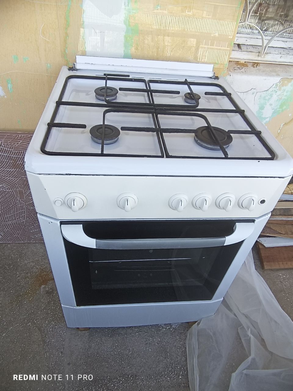 Gaz plita sotiladi