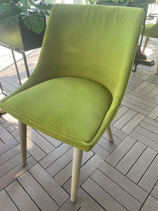 Scaun bucatarie , tapitat, lemn + stofa, verde lime