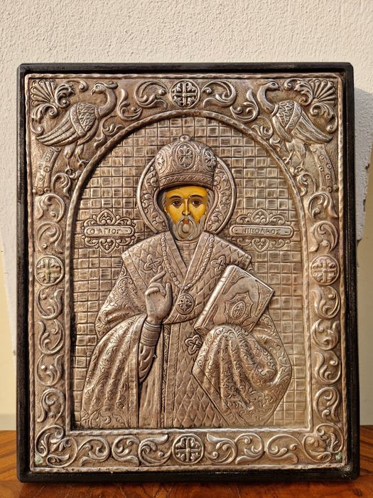 Прекрасна антикварна сребърна икона Свети Никола сертификат