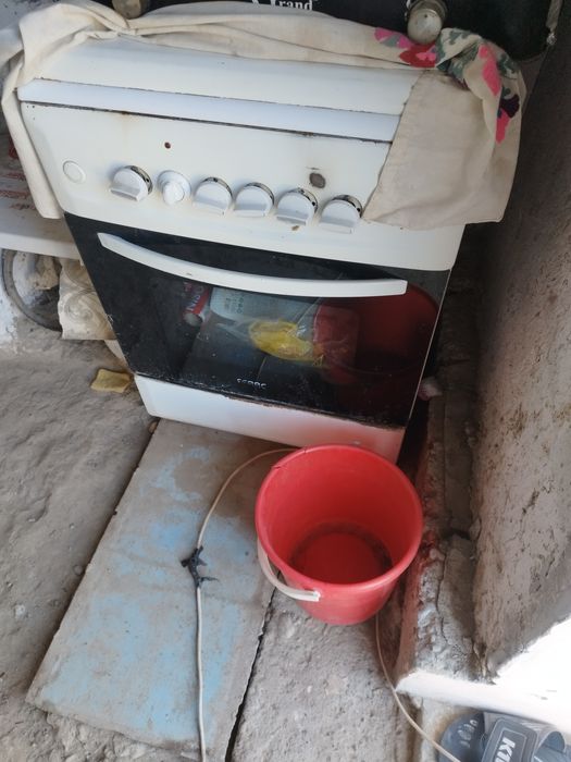 Gaz plita sotiladi ishlaydi