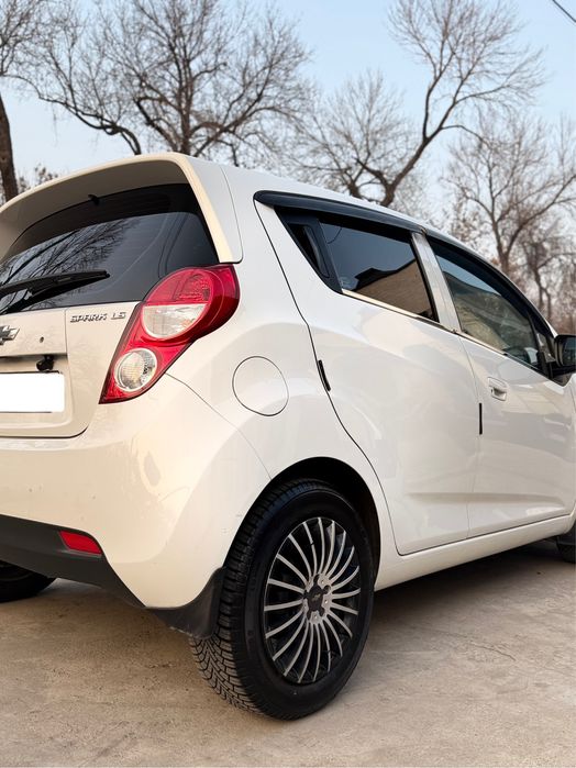 Продается Chevrolet SPARK 2014г.
