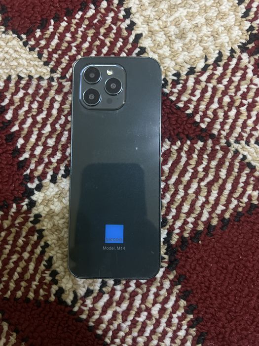 Продаётся siccoo сотовый сенсорный телефон модельМ14