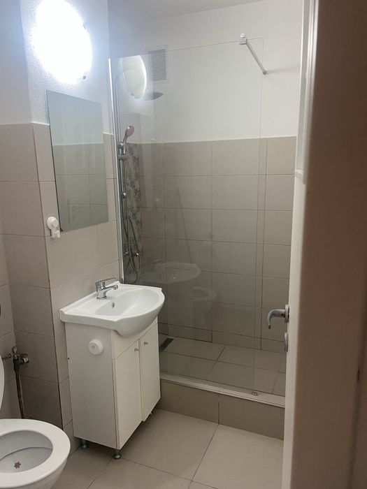 Inchiriez ap 2 camere , mobilat , utilat