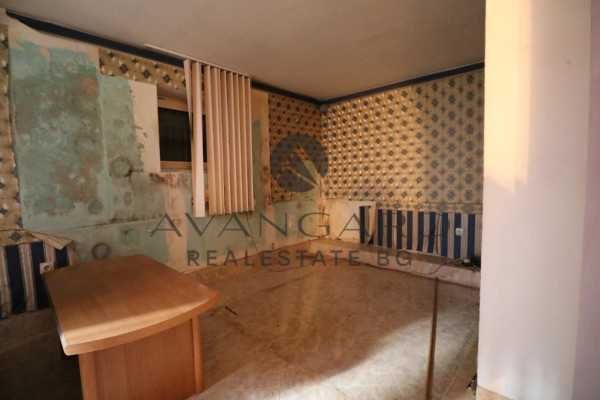 Продава се Къща в Пловдив, Център - 160 кв.м за 3125 €/кв.м - Снимка #12