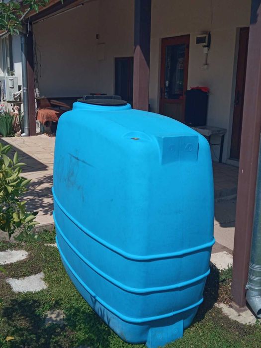 Резервоар за вода син за хранителни нужди 1000л.