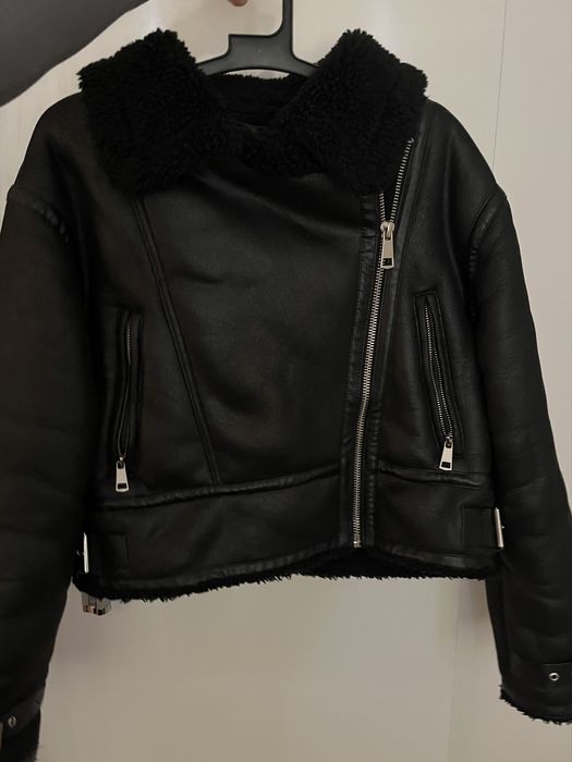 Zara яке с пухкава подплата размер м