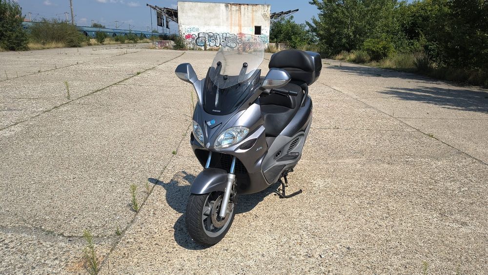 Scuter Piaggio X9, 250cc