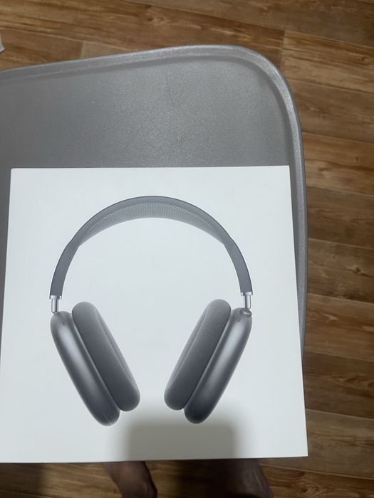 Оригинальный Air Pods Max новый черном цвете.СРОЧНО!!!