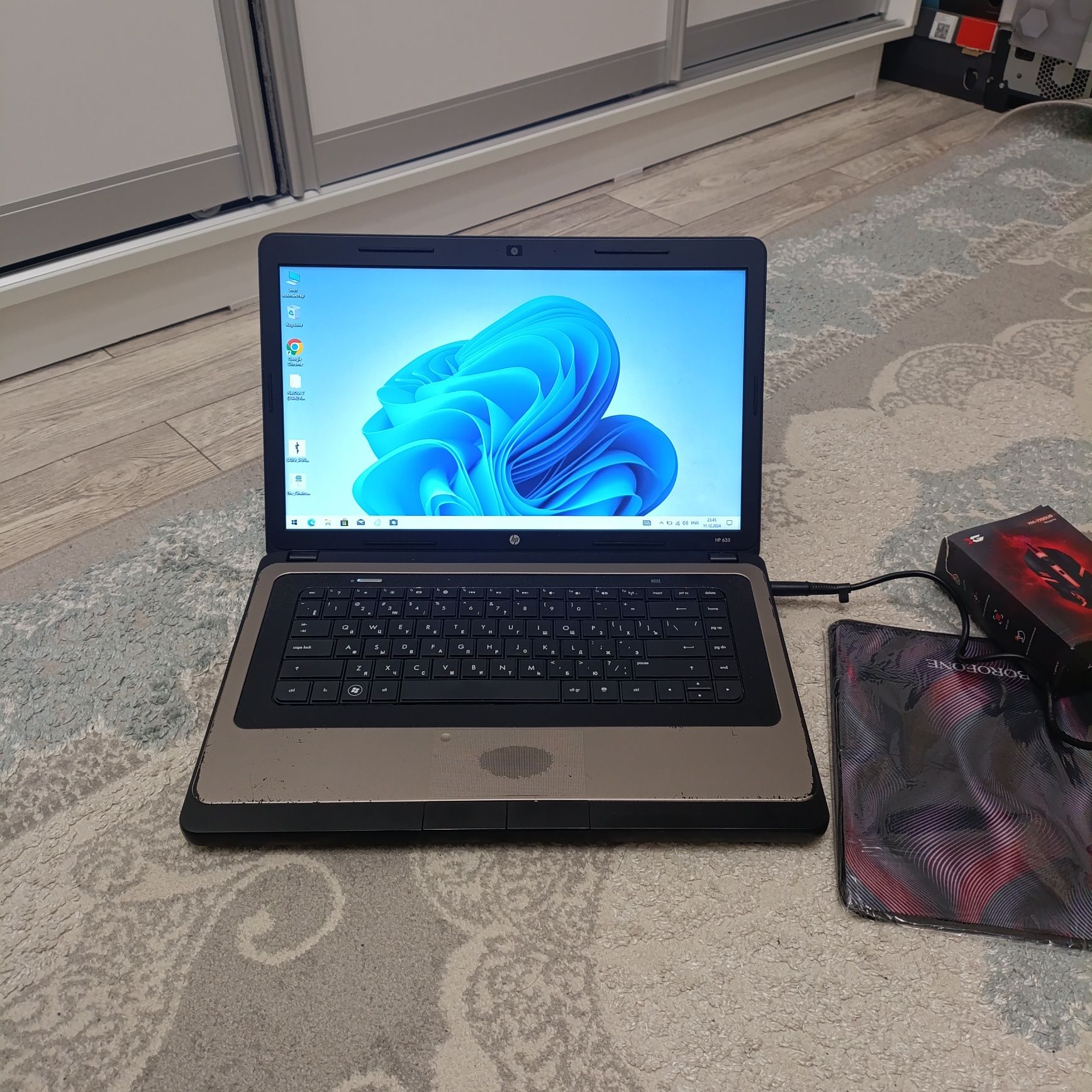 HP Notebook 15_Память-320ГБ/ОЗУ-4Гб/Windows 10/MS Office/Мышка,Коврик