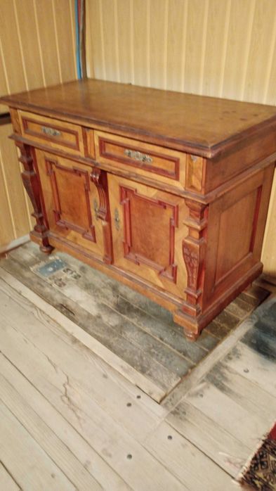 Comoda lemn +Furnir .