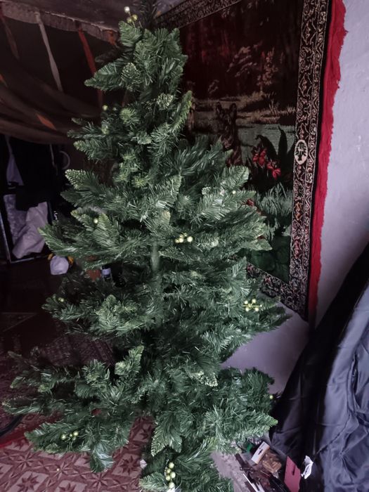 Brad artificial 2,10 cm .