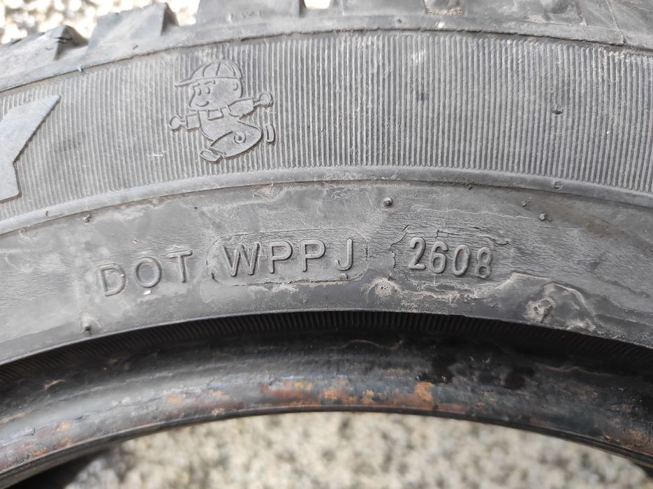 Гуми зимни SUNNY 16"