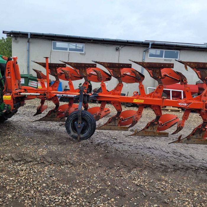 Plug Kuhn MultiMaster 113, an 2013, cu 4+1= 5 brazde reversibile