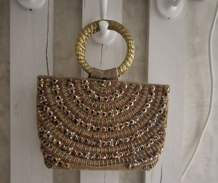 Шикарное платье свадебное