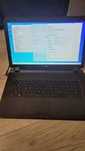 Laptop HP Pavilion 17 Amd Quad-Core A8 / 4 GB / 1000 GB