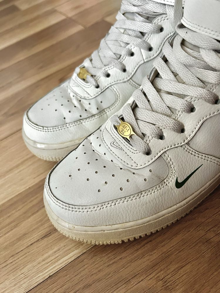 NIKE AIR FORCE 1 MID '07 LV8 обувки найк