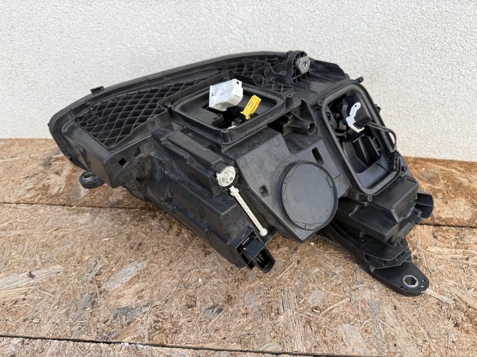 Far stanga Mercedes E Class W213 Full LED MultiBeam Original Europa