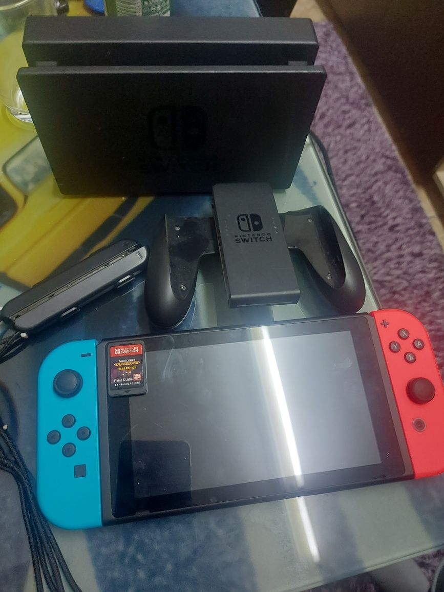 Vând Nintendo switch