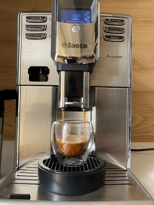 Aparat cafea expresor espressor philips saeco incanto cappuccino hd891