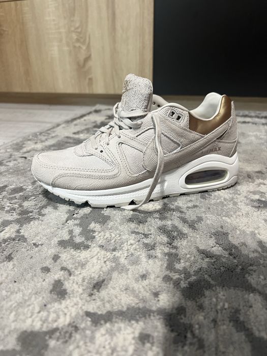 Adidasi nike marimea 37,5