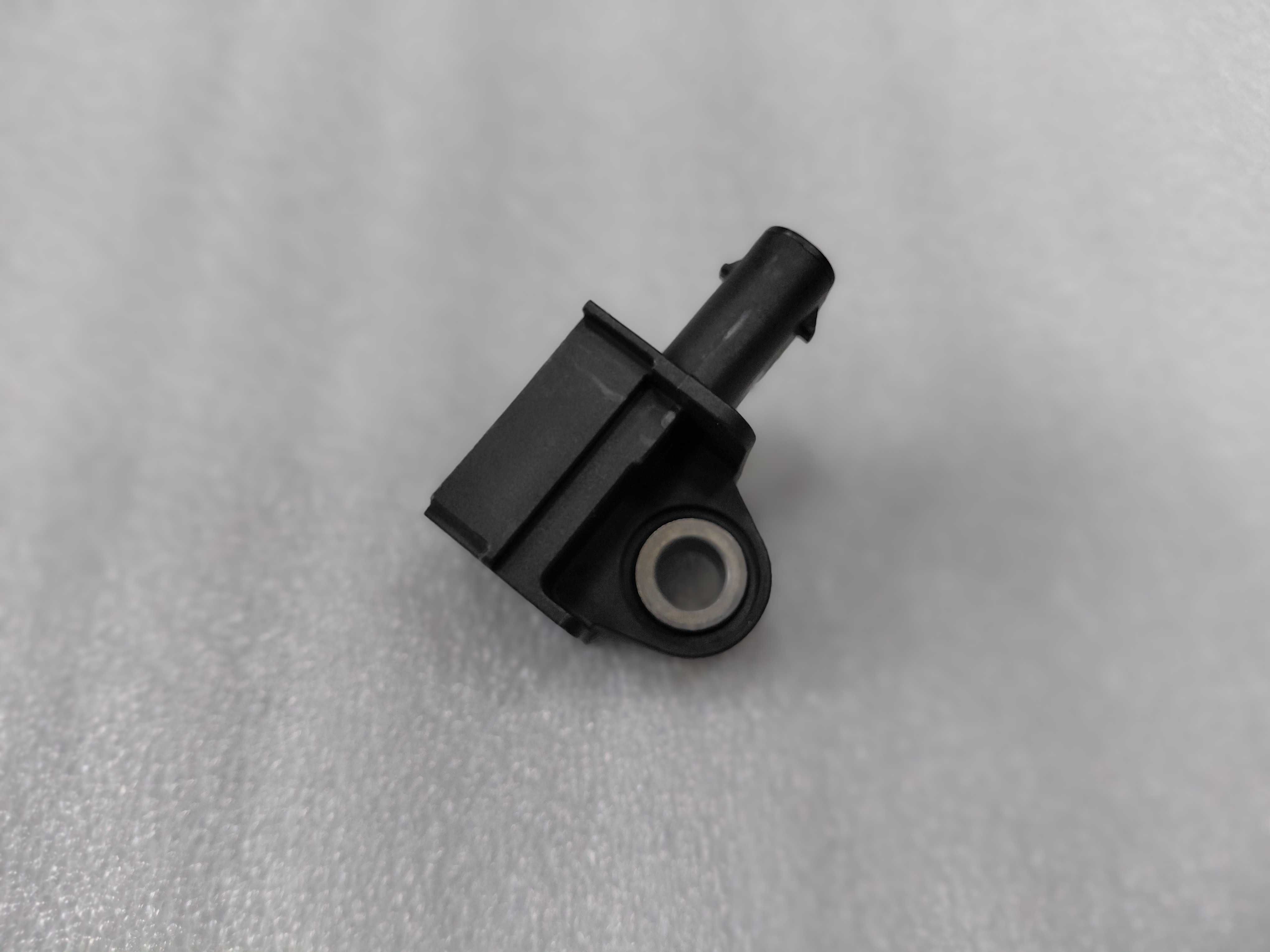 5Q0959651B Нов Оригинал Преден Ударен Crash Impact Сензор Skoda VW Aud