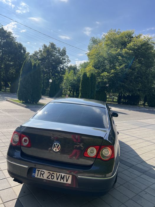 Vand sau schimb Passat B6
