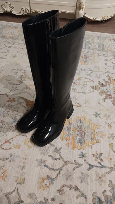 Сапоги кожаные,черные