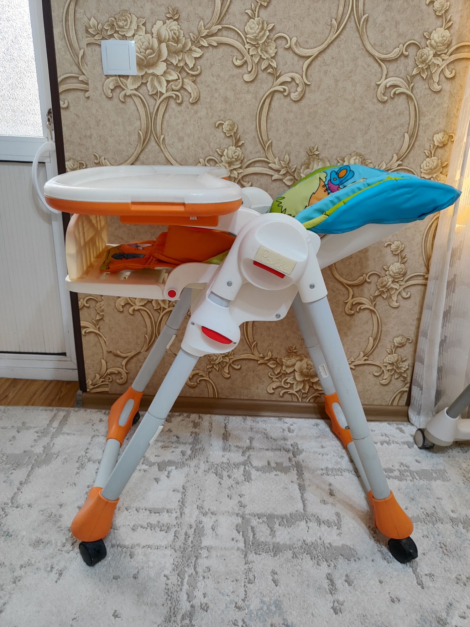 Стульчик Chicco polly б/у
