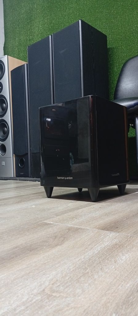 Активен субуфер Harman Kardon hkts-200